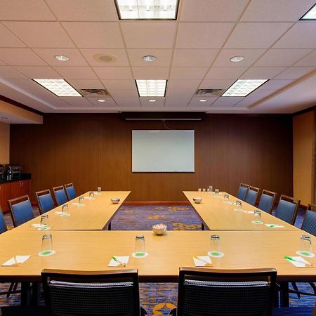 Courtyard By Marriott Chicago Schaumburg/Woodfield Mall Exteriör bild