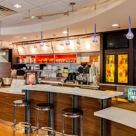 Courtyard By Marriott Chicago Schaumburg/Woodfield Mall Exteriör bild