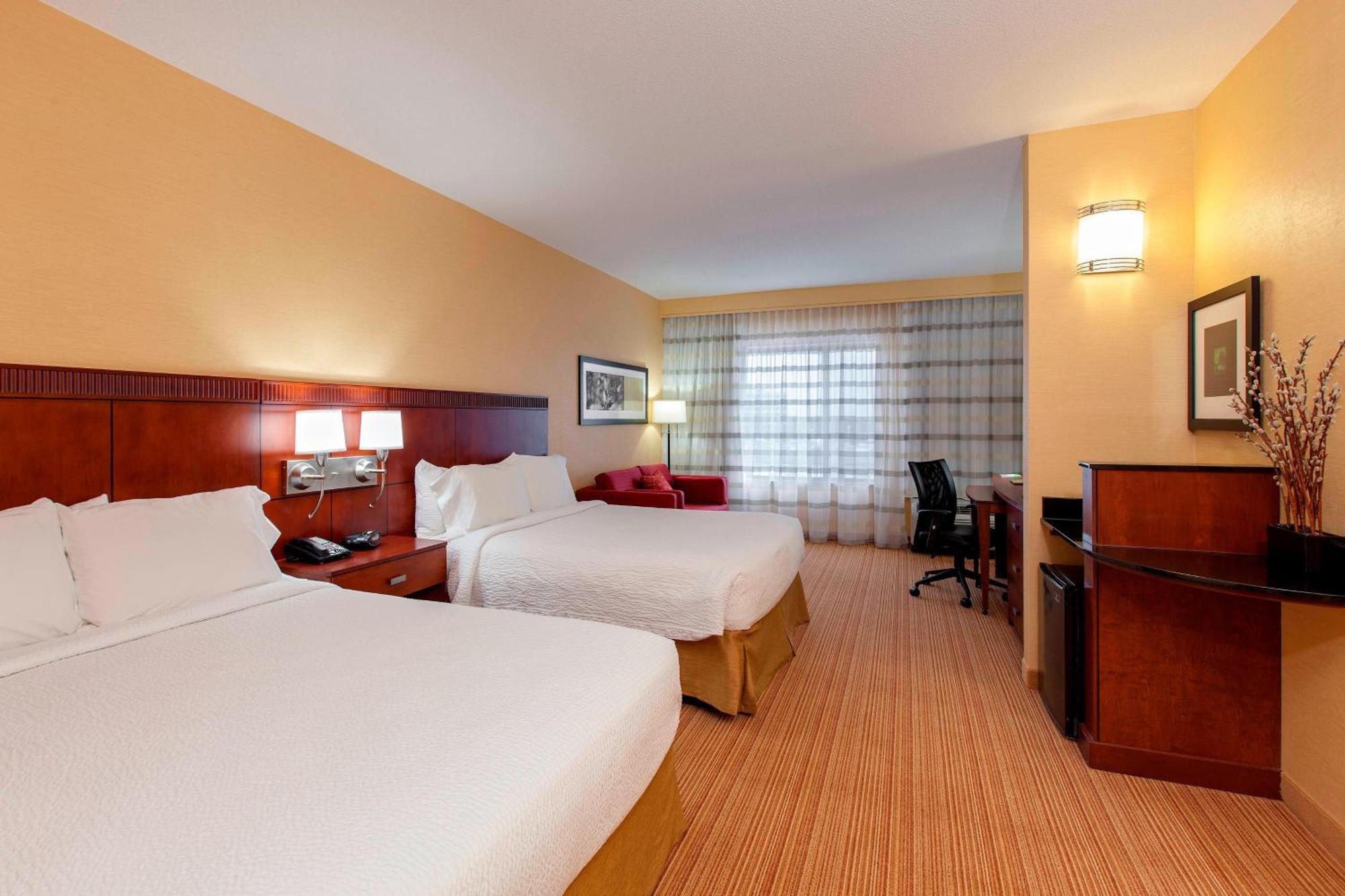 Courtyard By Marriott Chicago Schaumburg/Woodfield Mall Exteriör bild