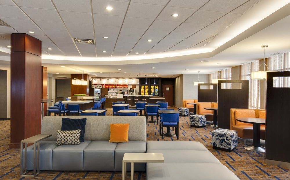 Courtyard By Marriott Chicago Schaumburg/Woodfield Mall Exteriör bild