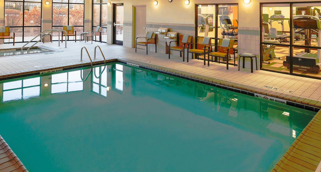 Courtyard By Marriott Chicago Schaumburg/Woodfield Mall Exteriör bild